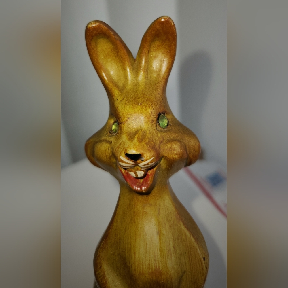 Rabbit? Kangaroo? Funky & Unique - Vintage- Perfect Cond.